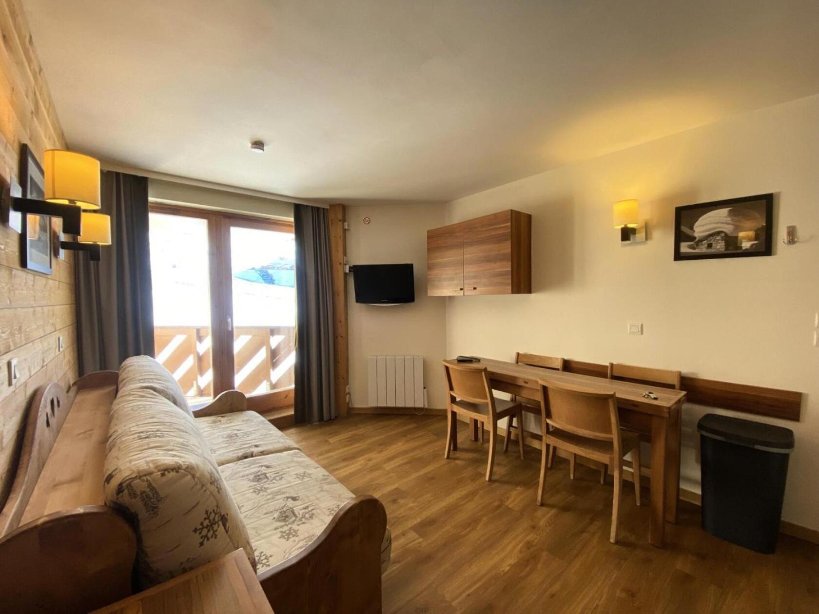 Apartment Pichu - Location: Joli Avec Vue Directe Sur Les Pistes Mae-3784